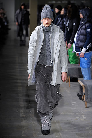 Moncler Gamme Bleu / - 2010-2011